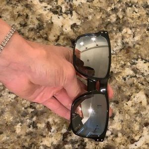 mirrored oakleys